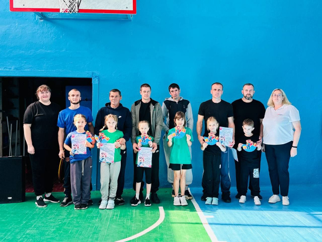 муниципальное бюджетное общеобразовательное учреждение Красноармейская средняя общеобразовательная школа   - День отца